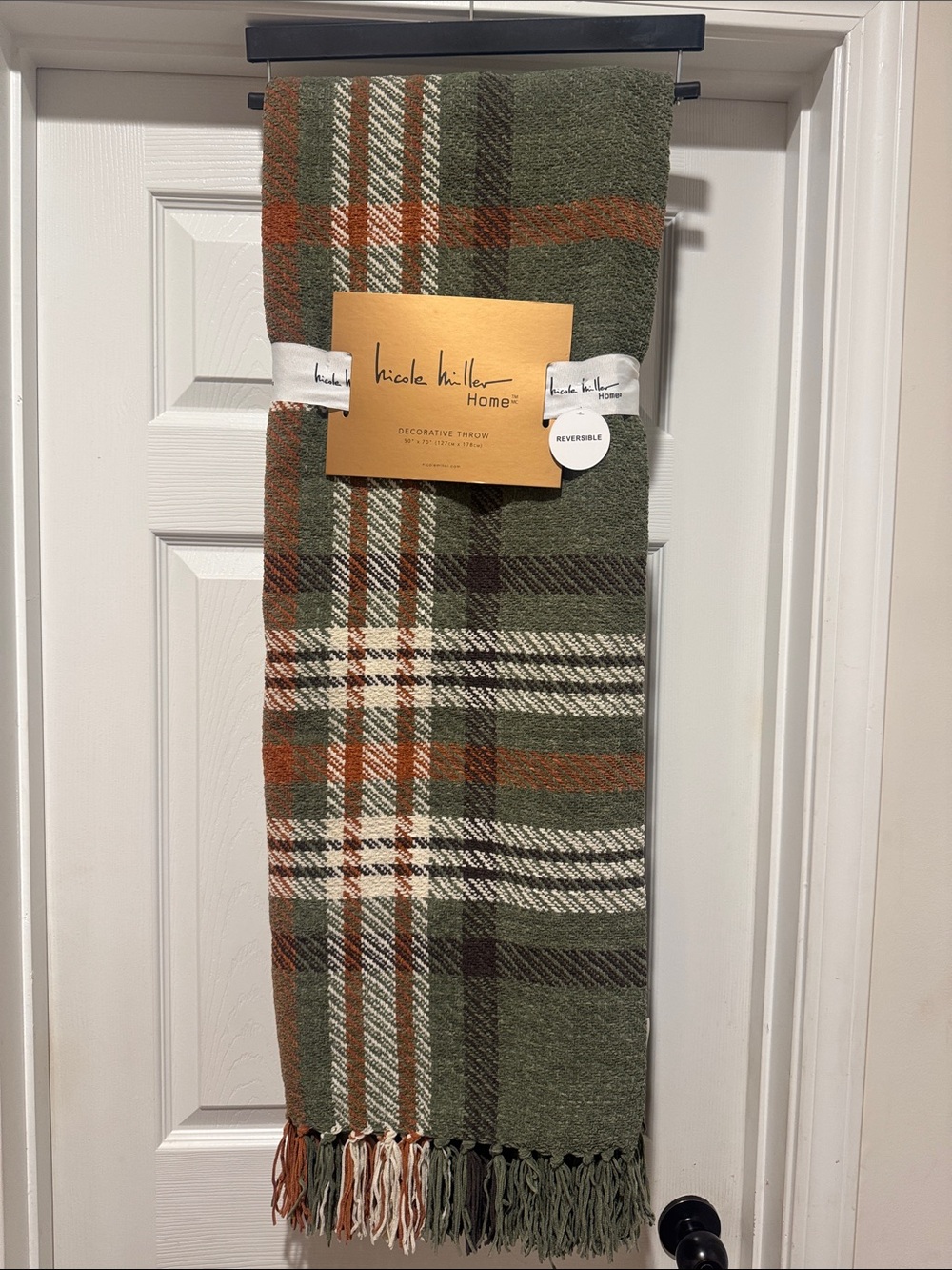 NICOLE MILLER Home Reversible Plaid Decorative Throw with Tassels - 50"x70"